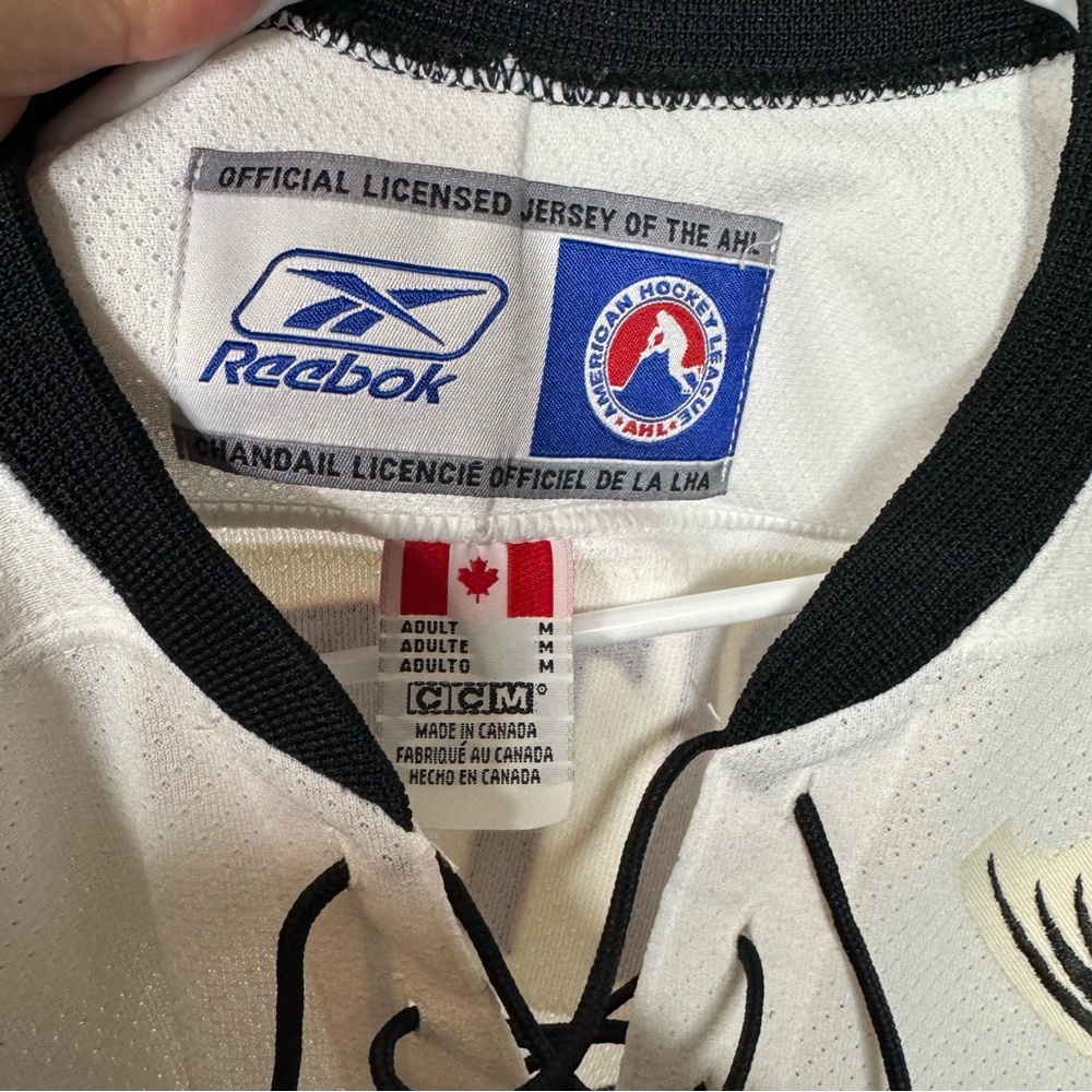 Reebok Hershey Bears Louis Robitaille CCM Hockey Jersey Medium - Picture 13 of 16